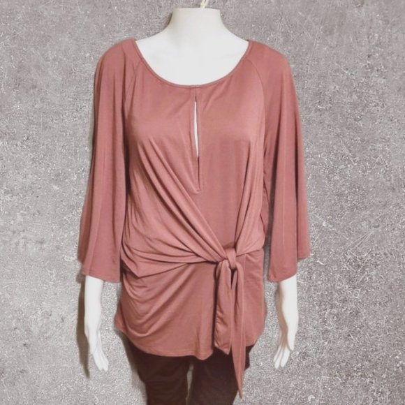 Wishlist top with front tie - Picture 1 of 6